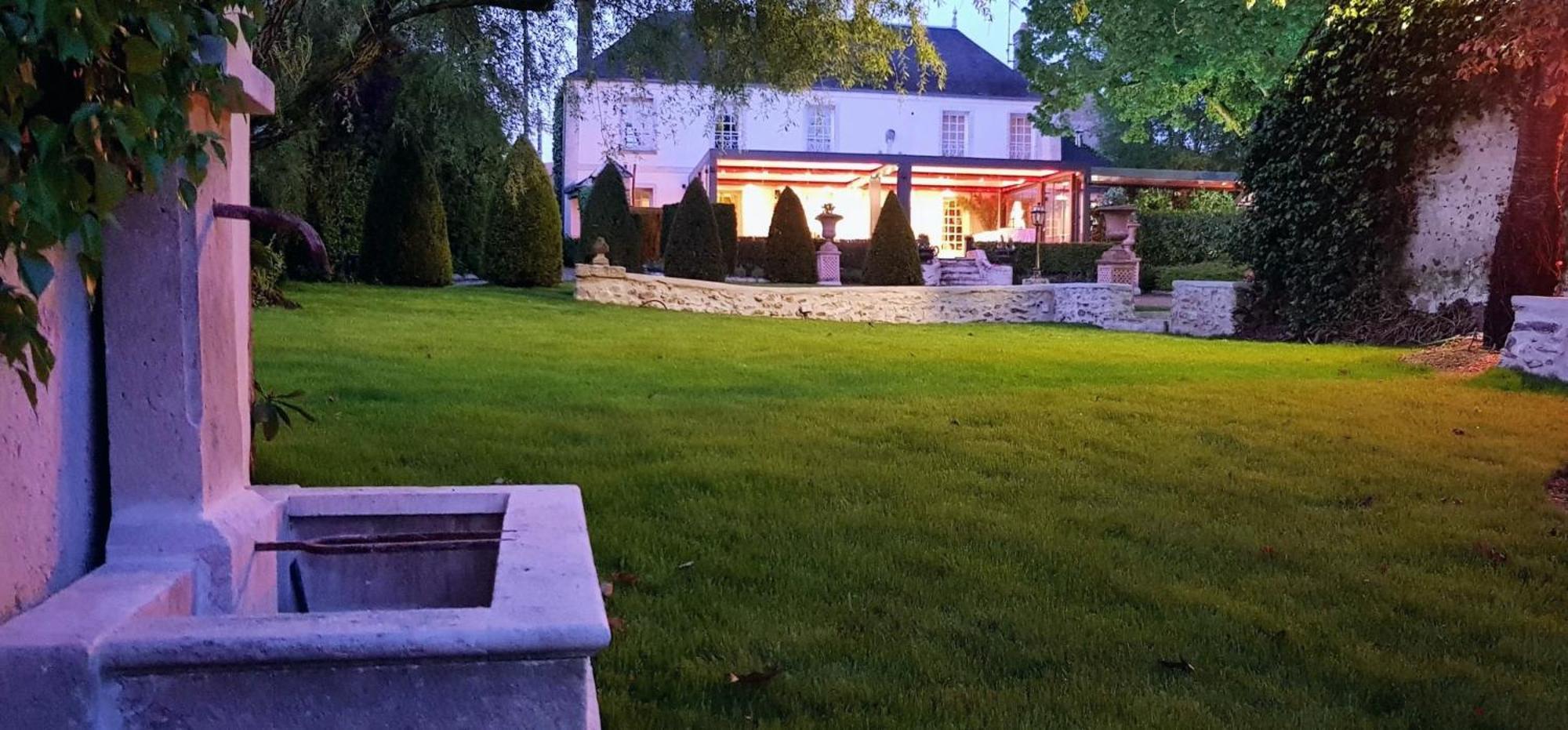 Domaine Des Clos Vallees Longnes Екстериор снимка